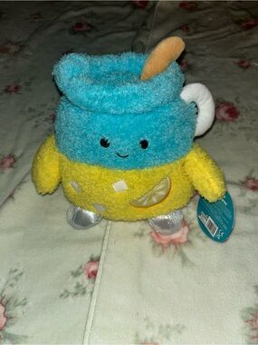 Bum Bumz Plush Blue and Yellow Lemon Drink Plush